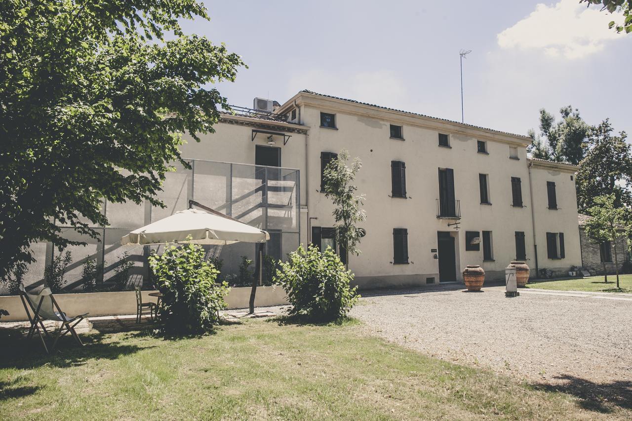 La Luna Nel Pozzo Parma Exterior foto